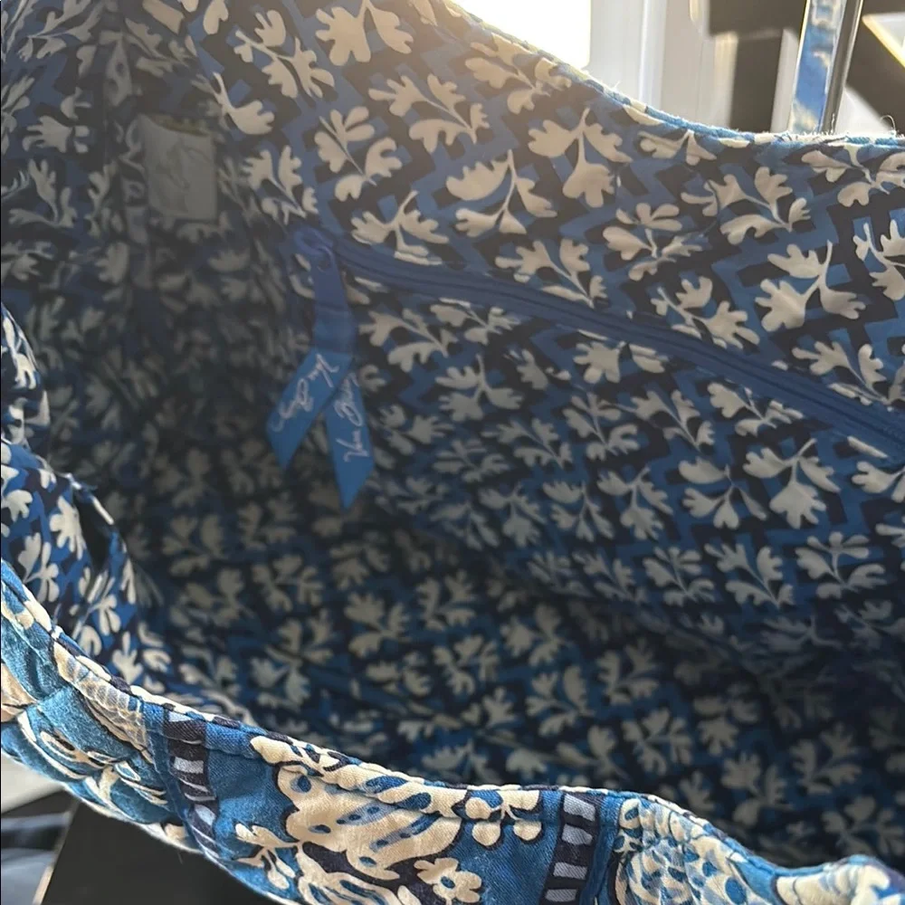 👜 Vera Bradley Blue Lagoon Large Hobo Bag Retired Pattern